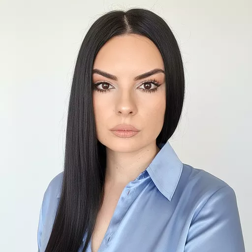 Marija Đ. — Profesor jezika u Akademiji Oxford Marija Đ.